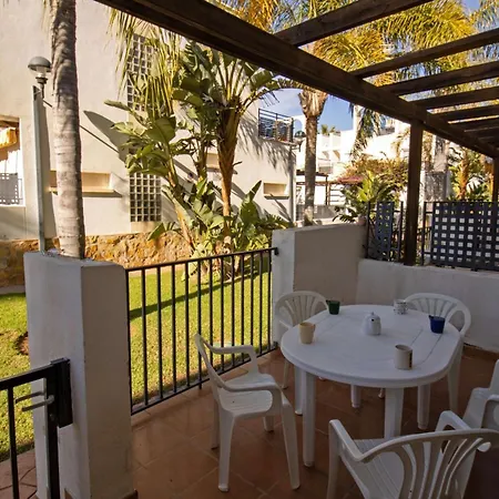 Adosado Con Jardin Y Piscina Palm 86 Holiday home