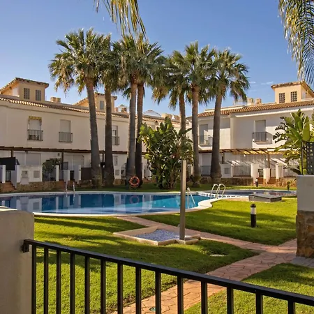Adosado Con Jardin Y Piscina Palm 86 * Alcoceber